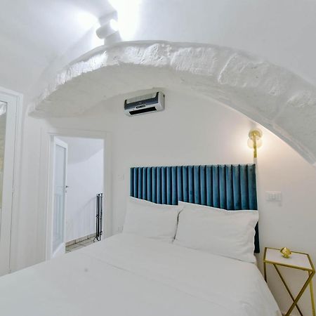Ferienwohnung Grotta Antigone - 3Min Dal Centro Storico Ostuni Exterior foto