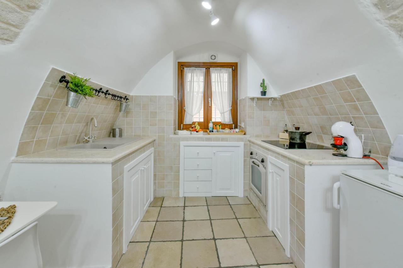 Ferienwohnung Grotta Antigone - 3Min Dal Centro Storico Ostuni Exterior foto