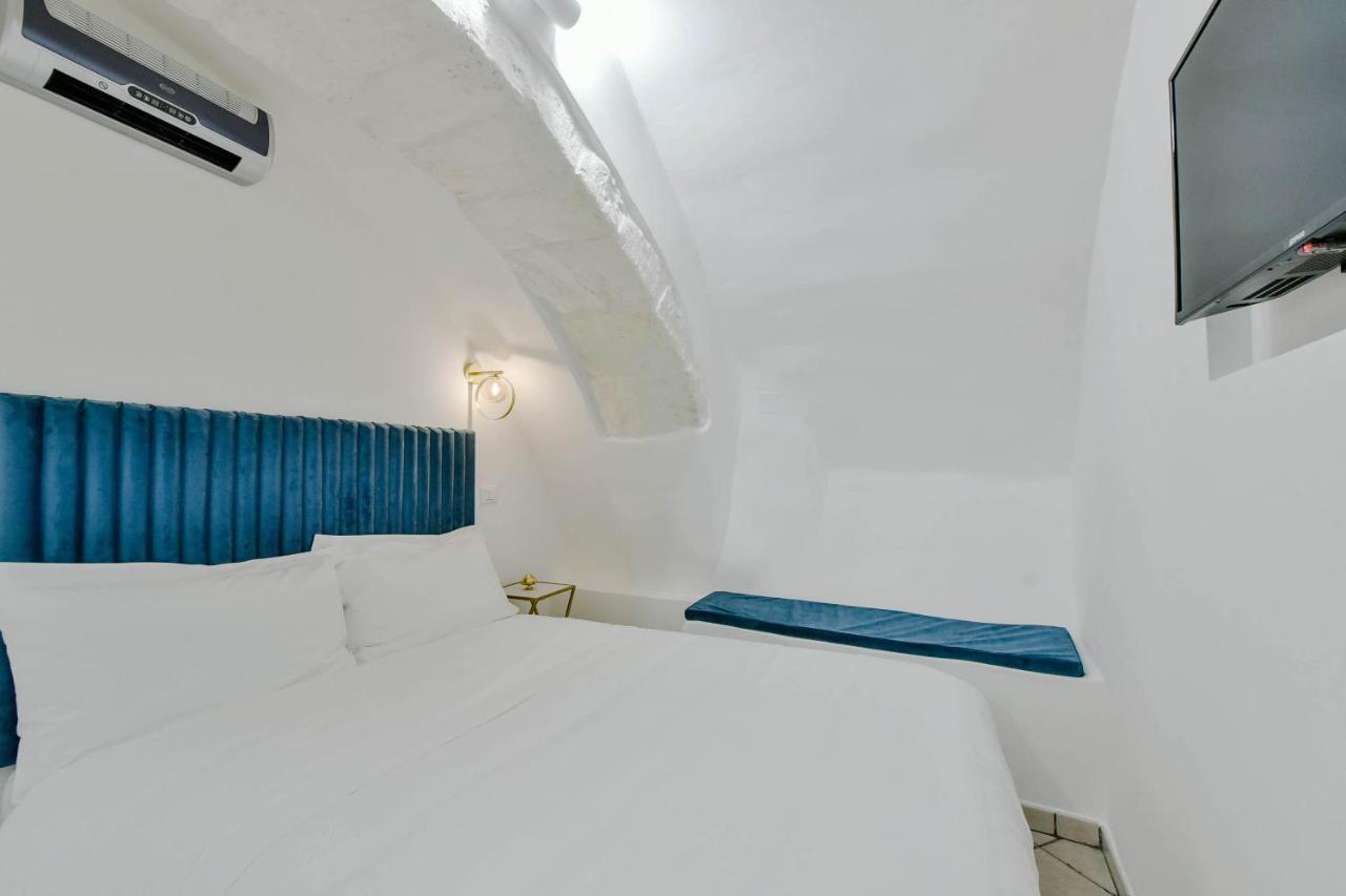 Ferienwohnung Grotta Antigone - 3Min Dal Centro Storico Ostuni Exterior foto