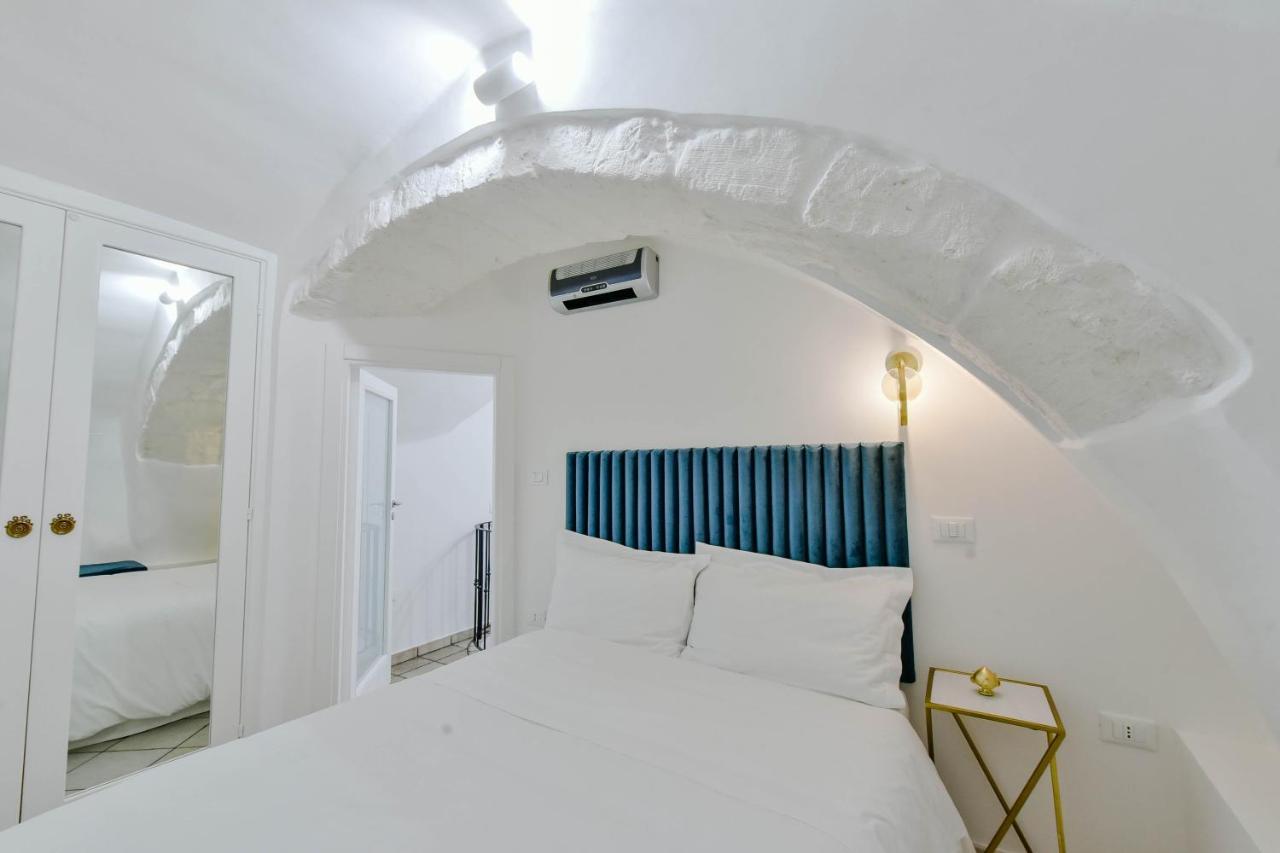 Ferienwohnung Grotta Antigone - 3Min Dal Centro Storico Ostuni Exterior foto